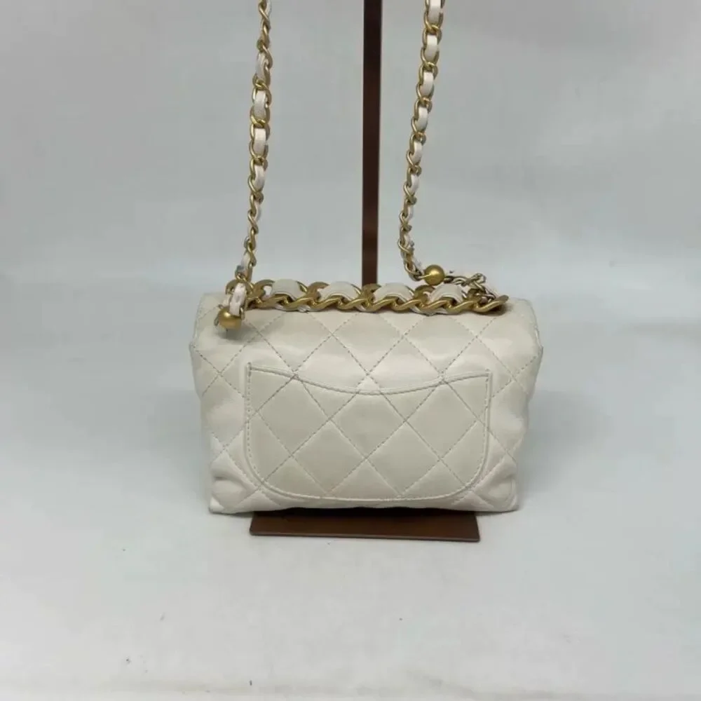 Chanel Women Pre-Loved Bag Very Good Condition